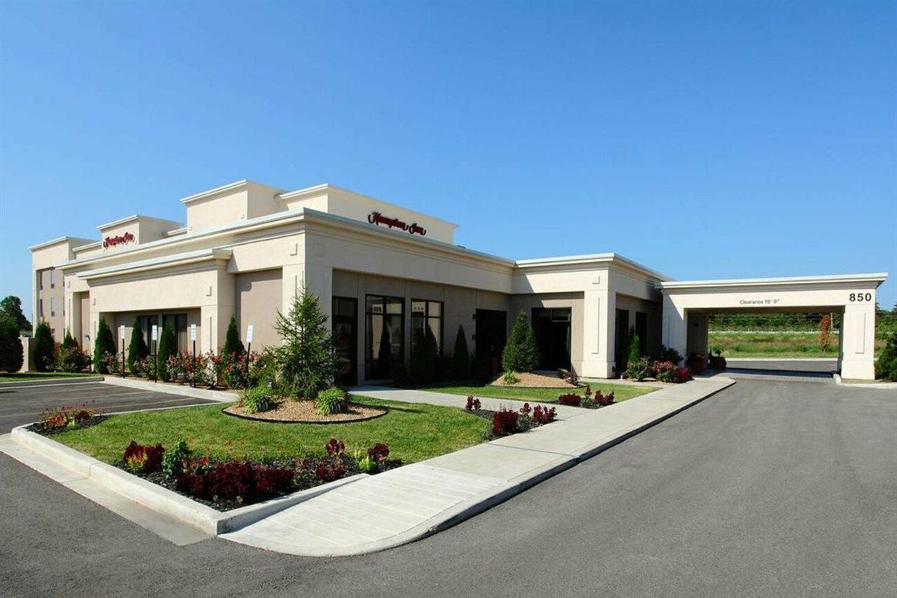 Hampton Inn Фармингтон Экстерьер фото